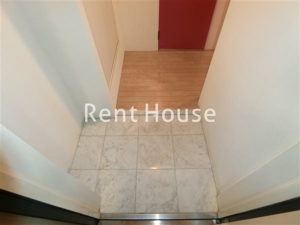 プラティーク久我山 玄関