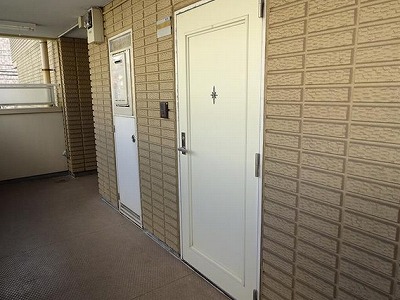 大田区南雪谷1丁目楽器可（グランドピアノ・弦管楽器・声楽・DTM）マンション 玄関
