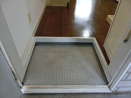 シャルム御殿山 玄関