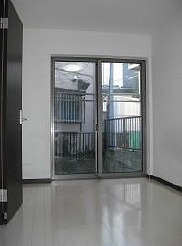 調布市国領町3丁目楽器可（ピアノ・弦管楽器・声楽・DTM）アパート 玄関