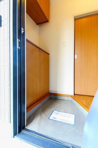 セラヴィ沼南 玄関