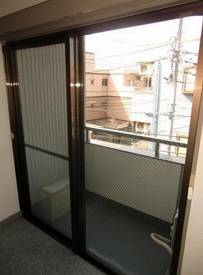 調布市仙川町1丁目楽器可（グランドピアノ・弦管楽器・声楽・DTM）マンション ベランダ