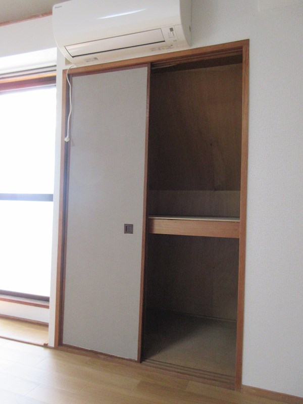 デイズハイツ八幡屋２ 収納