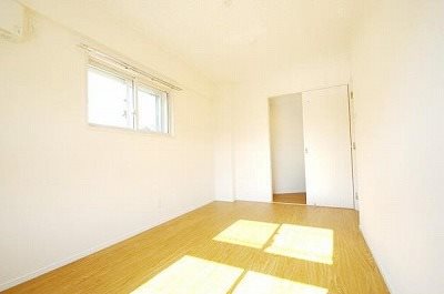 川崎市多摩区宿河原楽器可（防音・グランドピアノ・弦・管楽器・声楽）マンション ベッドルーム
