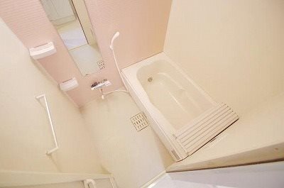 川崎市多摩区宿河原楽器可（防音・グランドピアノ・弦・管楽器・声楽）マンション 風呂画像