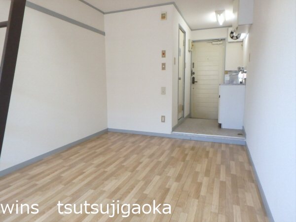 ムーンシャトル リビング