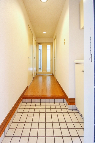 サンハイツ石田 玄関