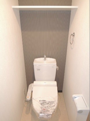 プレサンス江戸堀 トイレ