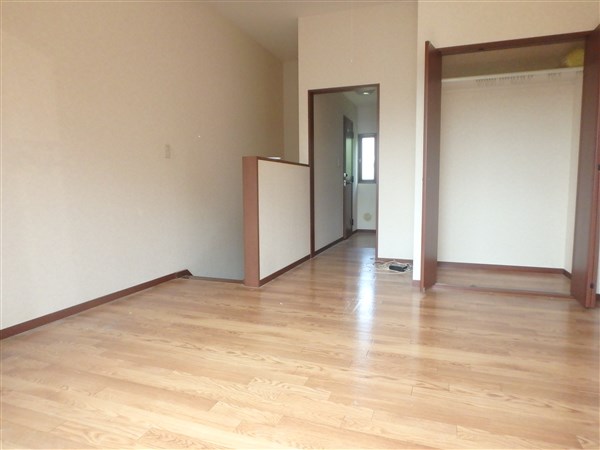 パストラーレ リビング