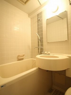 中野区江原町3丁目楽器可（防音・24時間演奏・ピアノ・弦・管楽器・声楽）マンション 風呂画像