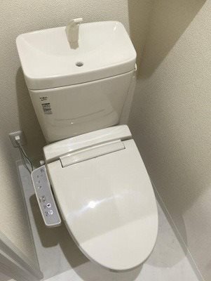 横浜市中区山下町楽器可（ピアノ・弦/管楽器・声楽・DTM）マンション トイレ