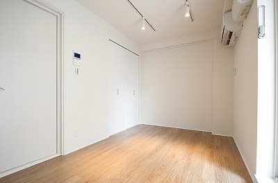 横浜市中区山下町楽器可（ピアノ・弦/管楽器・声楽・DTM）マンション ベッドルーム