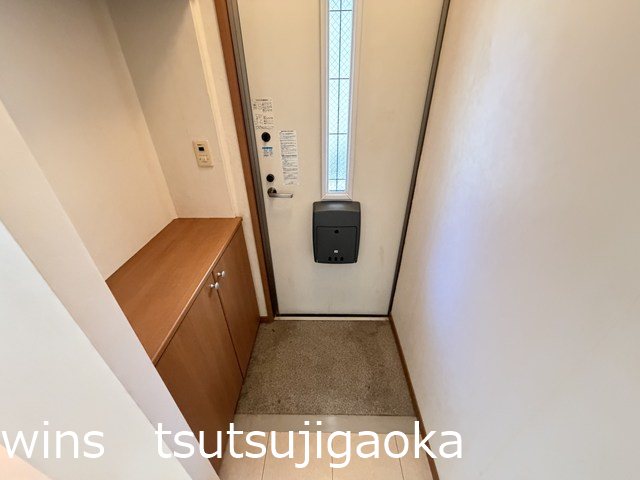 ステップ柴崎 玄関