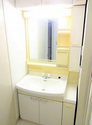 世田谷区桜2丁目楽器可(ピアノ・弦楽器)マンション 洗面所