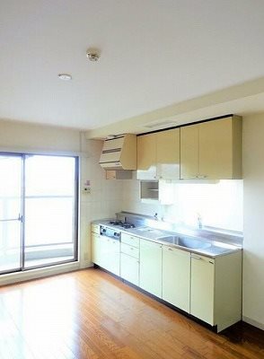 世田谷区桜2丁目楽器可(ピアノ・弦楽器)マンション リビング