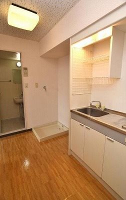 川崎市多摩区宿河原6丁目楽器可(弦・管楽器・声楽)マンション リビング