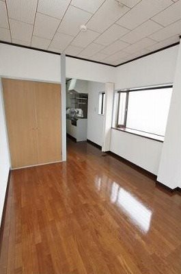 川崎市多摩区宿河原6丁目楽器可(グランドピアノ・弦・管楽器・声楽)マンション 収納