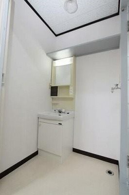 川崎市多摩区宿河原6丁目楽器可(グランドピアノ・弦・管楽器・声楽)マンション 洗面所