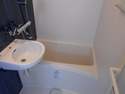 北区西ケ原2丁目楽器可(防音・ピアノ・弦・管楽器・声楽)マンション 風呂画像
