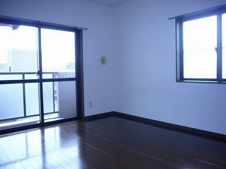 所沢市西住吉楽器可(防音・ピアノ・弦管楽器・声楽)マンション 玄関