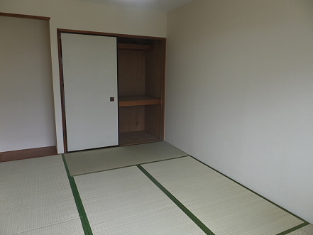 ベッドルーム