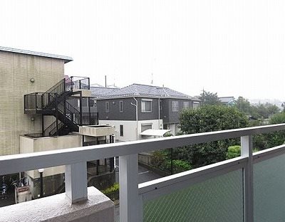 川崎市宮前区馬絹1丁目楽器可(グランドピアノ・弦楽器・声楽)マンション ベランダ
