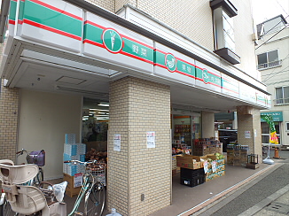東京都調布市上石原３丁目 コンビニ