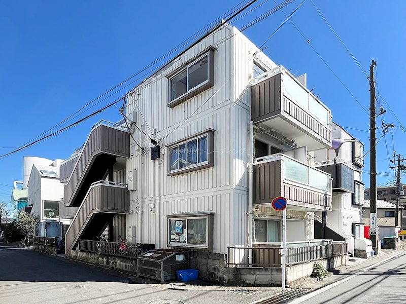 ホワイトハウスＡ 303号室 外観