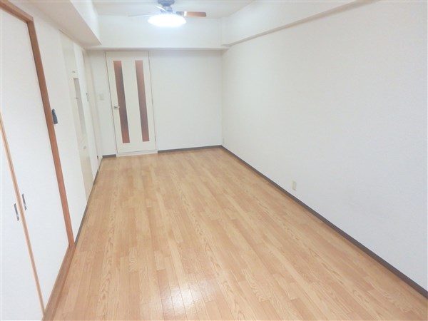 ベルグレイス八雲台 リビング