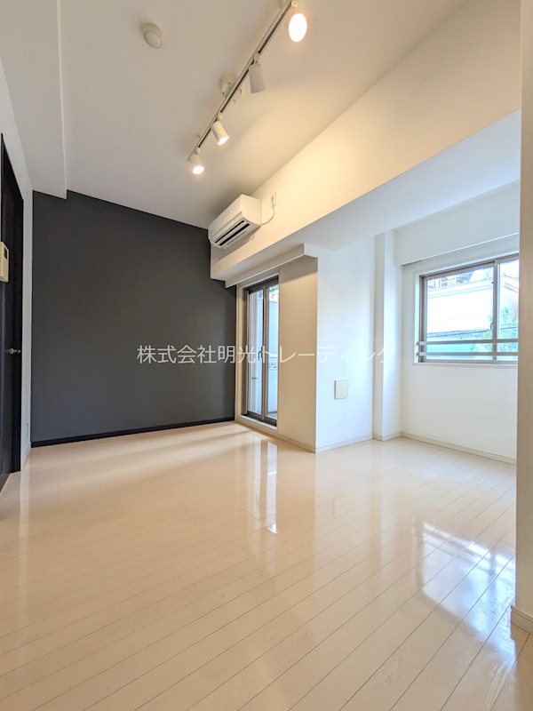 ﾊﾟﾄｩｰﾛ御徒町ﾁｯﾀ リビング