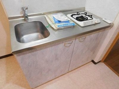 川崎市宮前区馬絹1丁目楽器可(防音・グランドピアノ・弦・管楽器・声楽)マンション キッチン