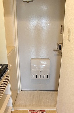 葛飾区亀有2丁目楽器可(防音・グランドピアノ・弦・管楽器・声楽)マンション 玄関