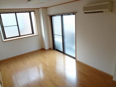 板橋区小茂根1丁目楽器可（ピアノ・弦楽器・木管）マンション リビング