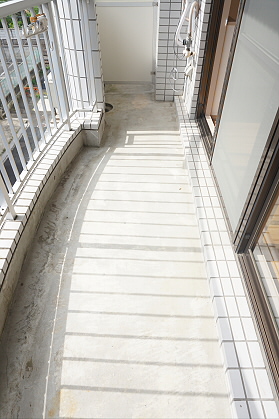 レピナールリサ ベランダ