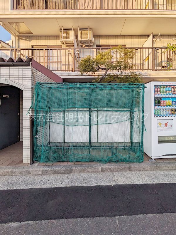 ｺﾝﾄﾞﾐﾆｱﾑﾒｲ大倉山 その他外観2