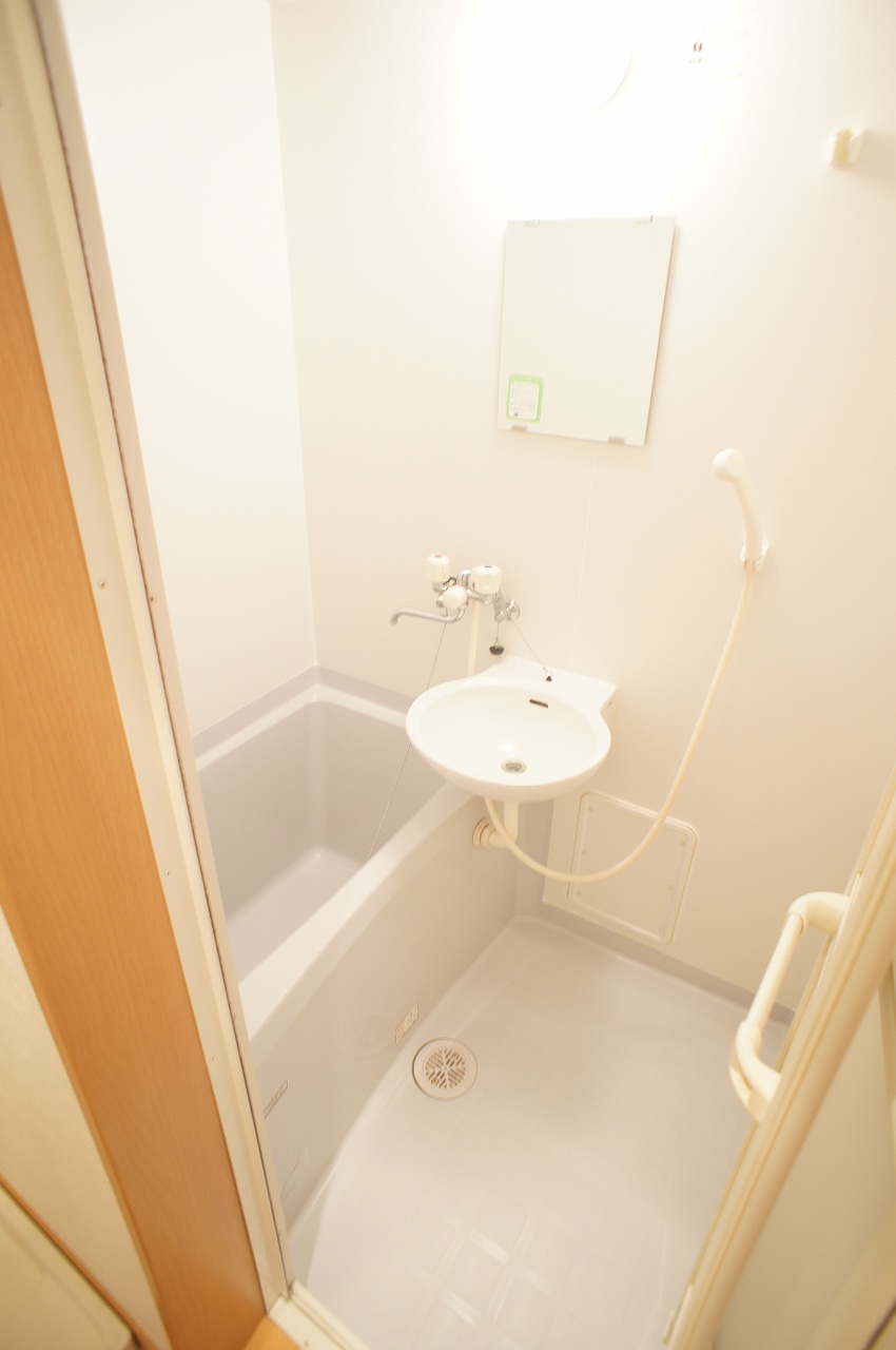 フィオーレハウス南棟 風呂画像