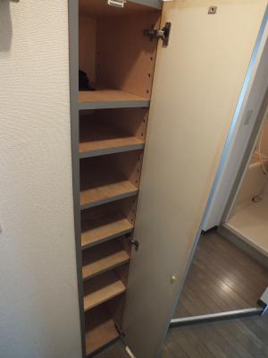きくやビル 玄関