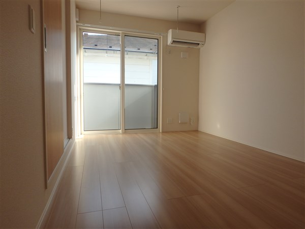 シェーヌ リビング