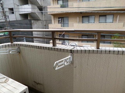 三鷹市下連雀3丁目楽器可（ピアノ・弦管楽器・声楽・DTM）マンション ベランダ