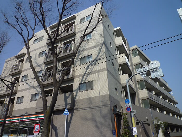 レジディア調布 209号室 外観