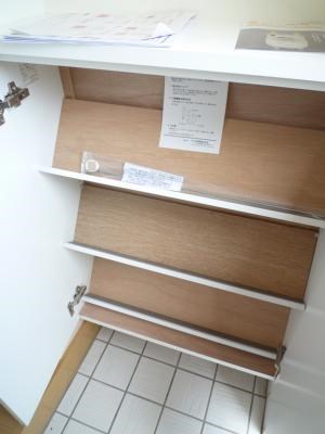 ウエスティ葵 玄関