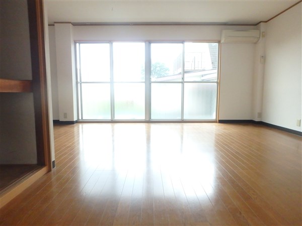 コーポラスエコー リビング