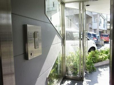 川崎市高津区下作延7丁目楽器可(ピアノ・弦楽器)マンション エントランス