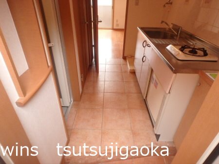 ルーブル参番館 玄関