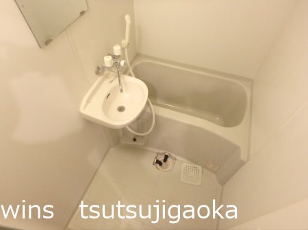 ルーブル参番館 風呂画像