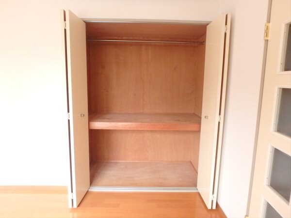 クレッセント柴崎 収納