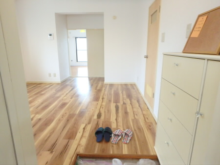 ローズマンション高山 玄関