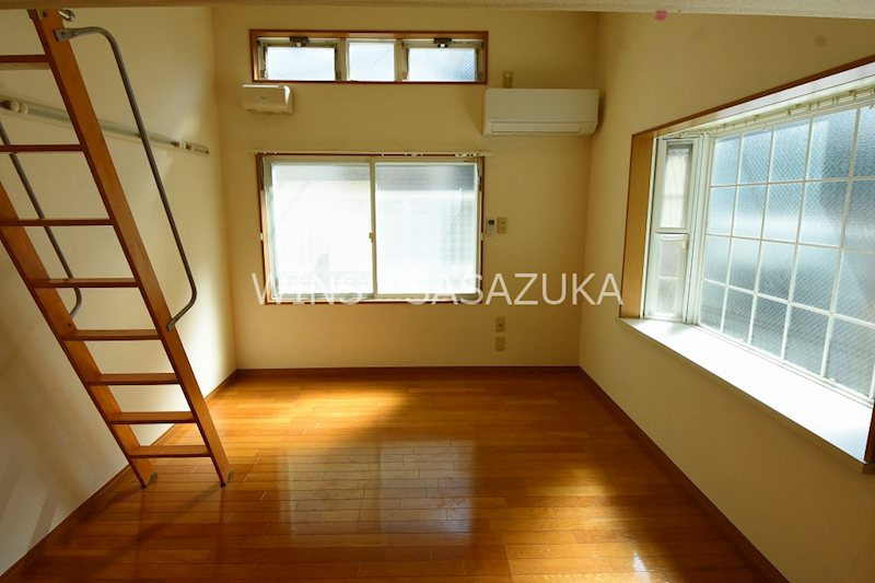 ハイツカトレア リビング