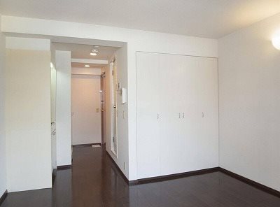 大田区上池台3丁目楽器可(ピアノ・弦・管打楽器・声楽)マンション リビング