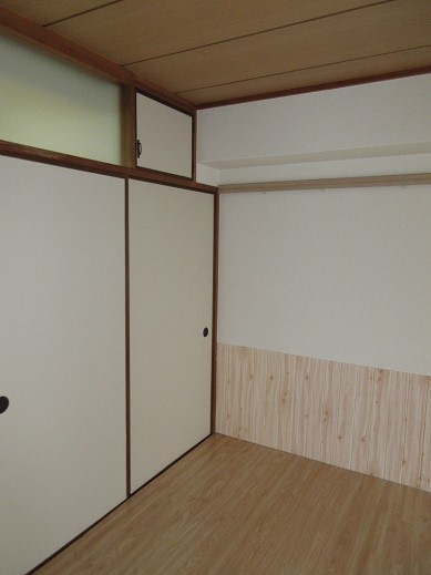 大阪府大阪市西区西本町１丁目 収納